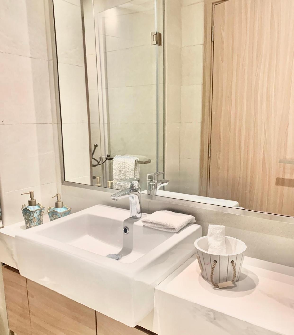 Galaxy In Azizi Riviera Luxury